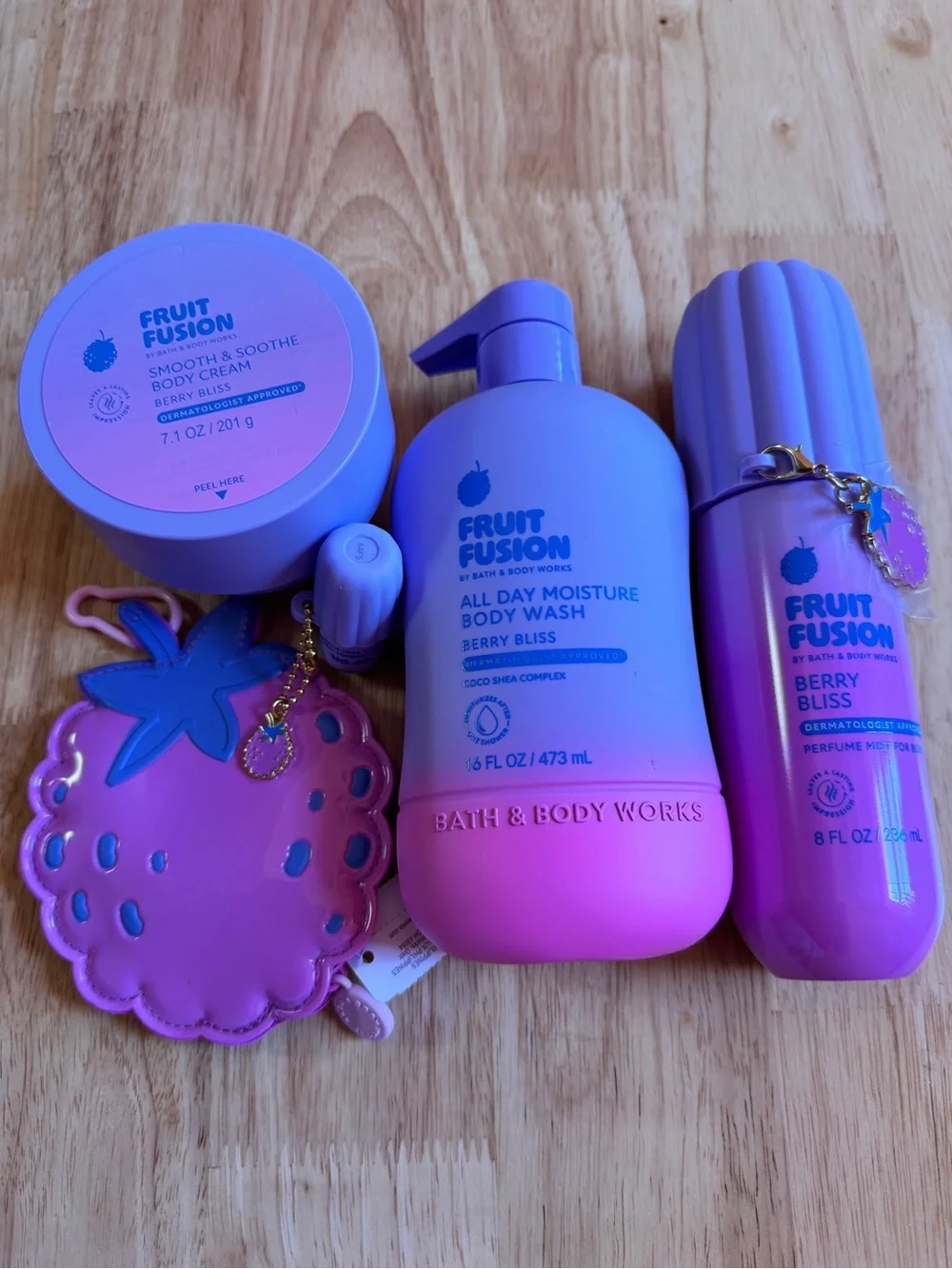 Bath & Body Works Fruit Fusion Berry Bliss All Day Moisture Body Wash - Purple